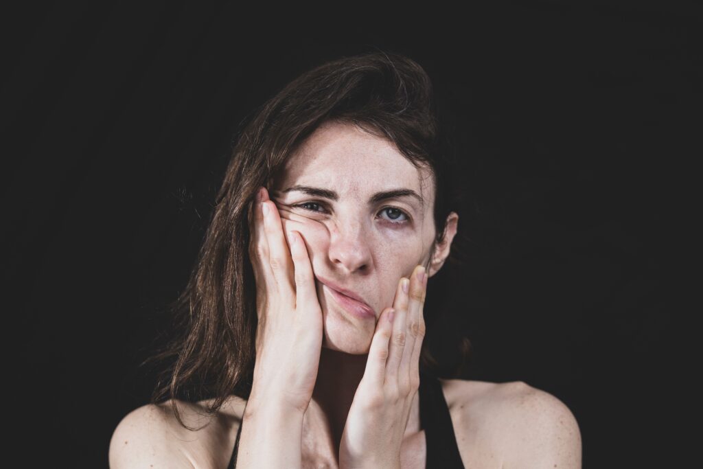 Autocrítica y salud mental: terapia en Granada